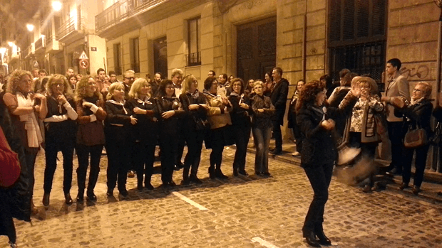entraeta fila bascos dones alcoi